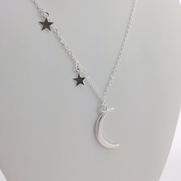 Jewelry necklace sky celestial moon stars silver tone dainty minimalist new - Picture 5 of 7